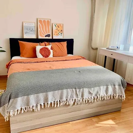 Big Place Close To Sea And Taksim Square.with View اسطنبول